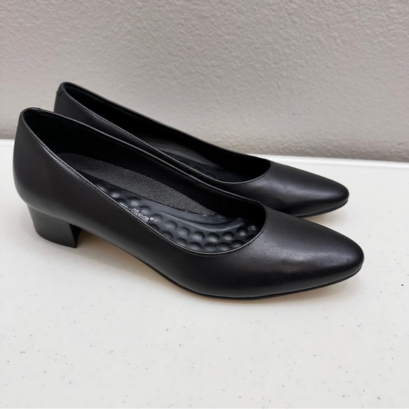 Walking Cradles Block Heels Size 8 Black Jessica Pumps - Picture 9 of 9